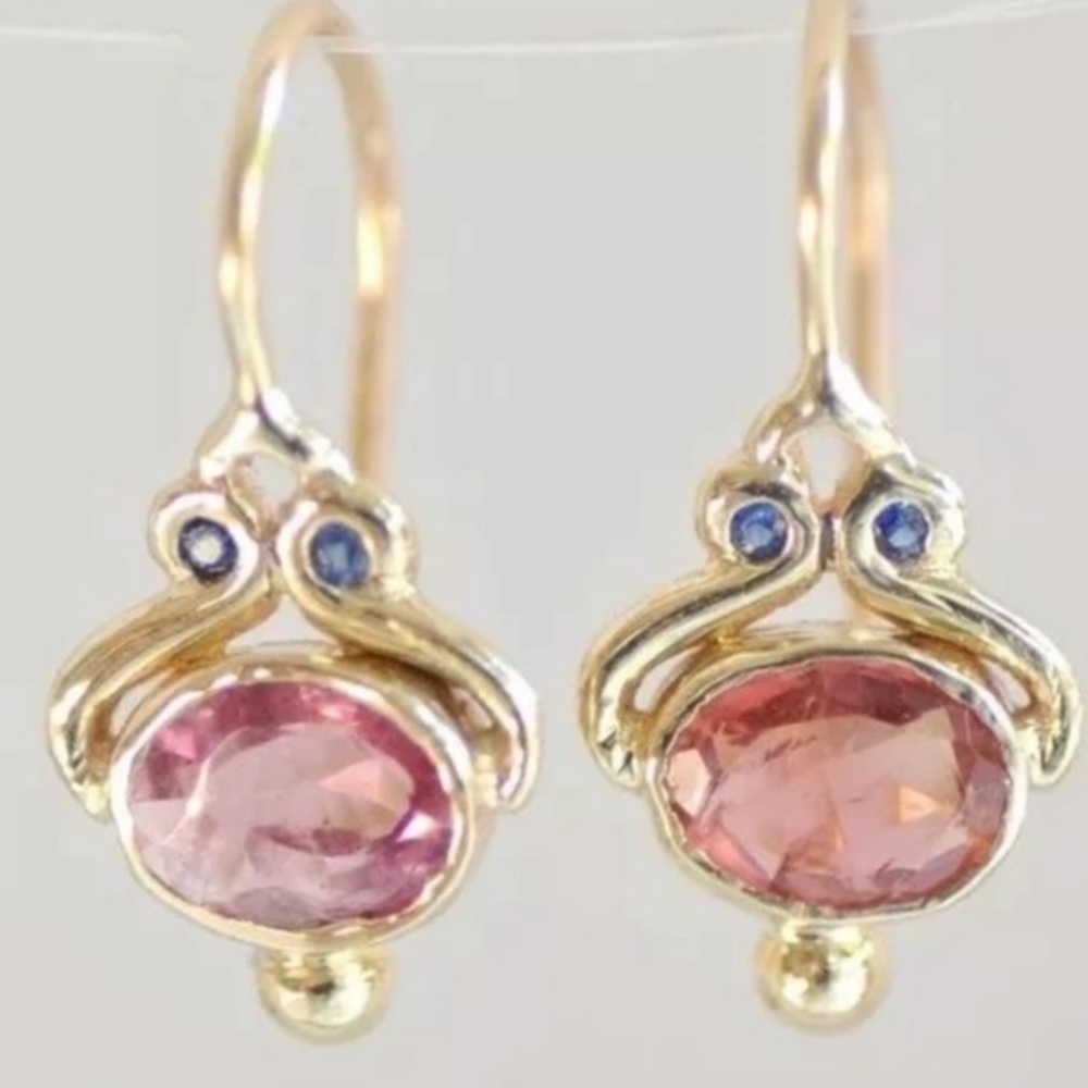 - New Beautiful 18k gold earrings blue sapphire & pink tourmaline 1.5”